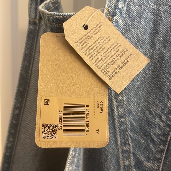 Levi’s Overalls - Picture 3 of 3